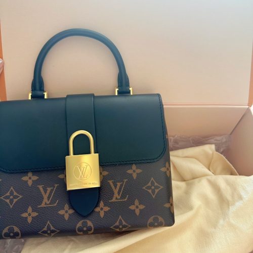 Louis Vuitton M44141 Locky BB photo review