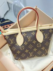 Louis Vuitton M46705 Neverfull BB photo review