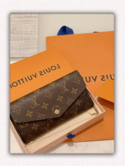 Louis Vuitton Monogram M60531 Sarah Wallet photo review